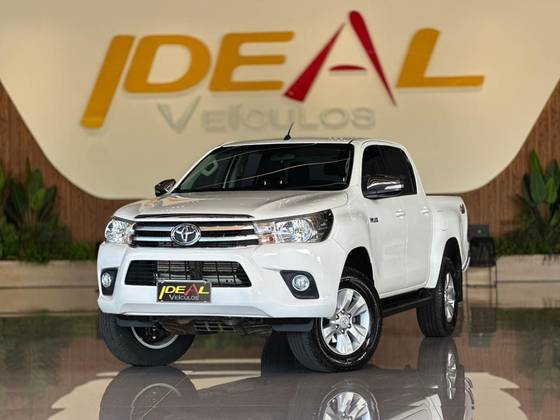 TOYOTA HILUX 2.8 SRV 4X4 CD 16V DIESEL 4P AUTOMÁTICO TOYOTA HILUX 2.8 SRV 4X4 CD 16V DIESEL 4P AUTOMÁTICO